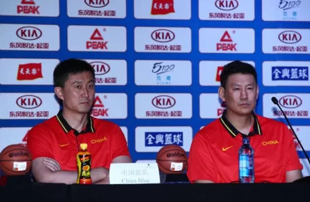 杜峰为什么不进过nba(深度分析：杜锋凭啥取代李楠？不外乎四个原因，有无奈也有尝试)