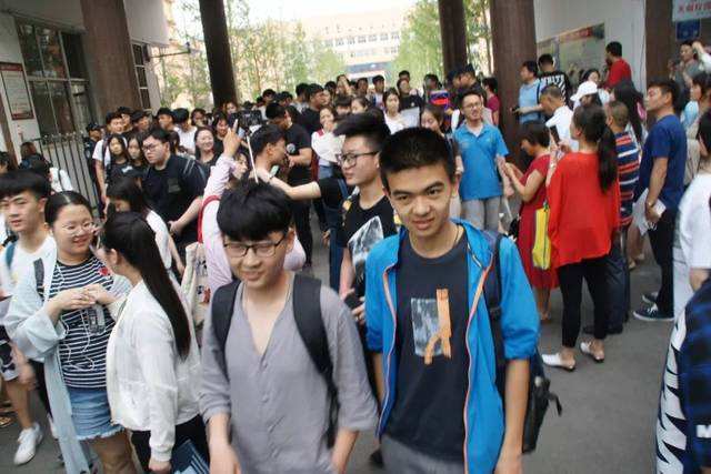 今年的高考题难度（今年山东省高考题难度大）