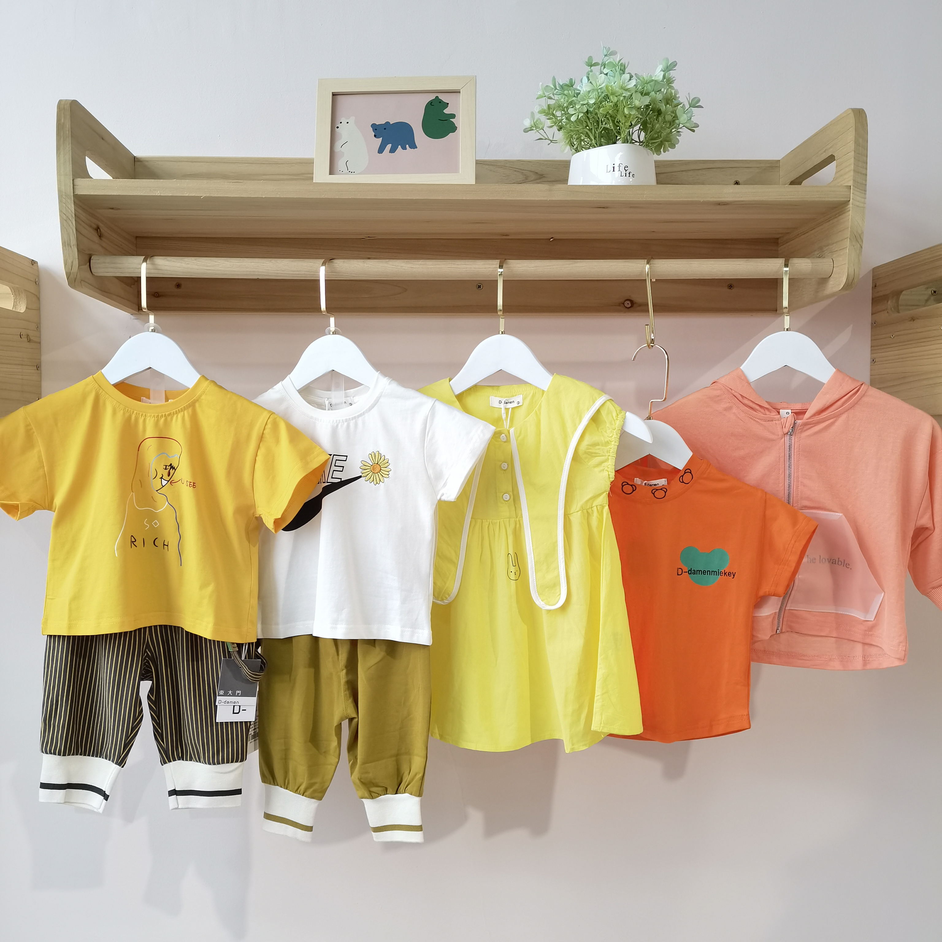 儿童衣服进货渠道有哪些( 儿童服装去哪里进货比较好 )-第2张图片-潮百科