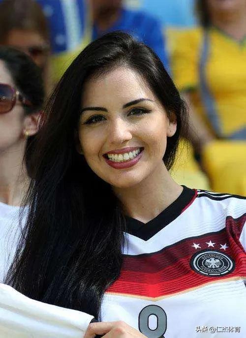 世界杯智利女球迷(欧美亚 三大洲的美女球迷!谁是看台上最靓的女人?