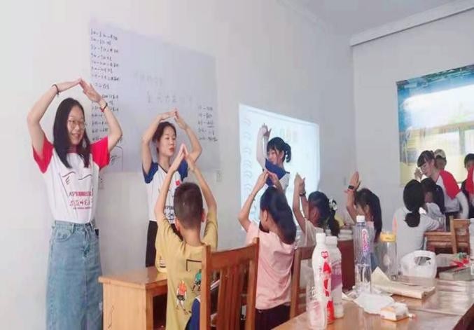 安徽师范大学外国语学院“全心全益，英为有你”赴宣城支教调研团队教育札记