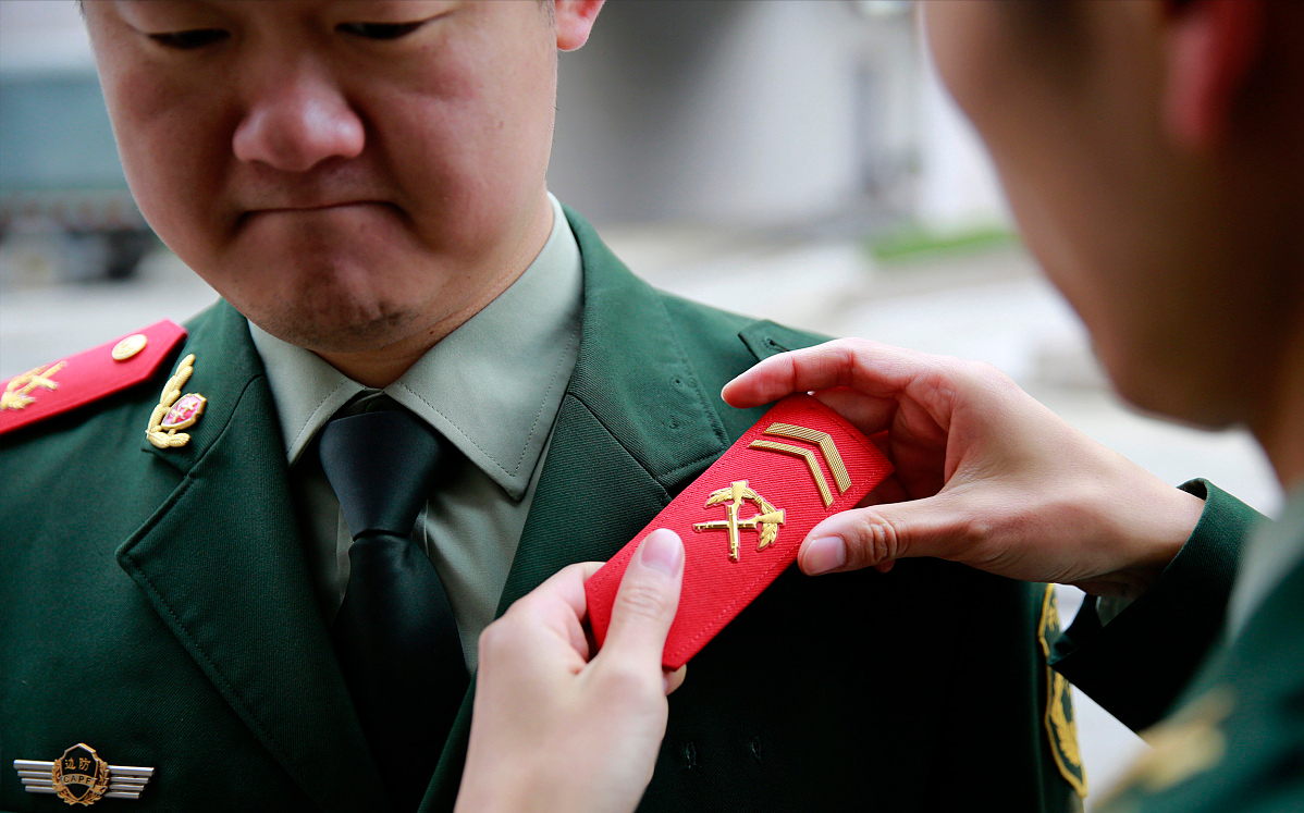 24岁大学毕业正常吗（本科毕业生当兵有7大优势和3点劣势）