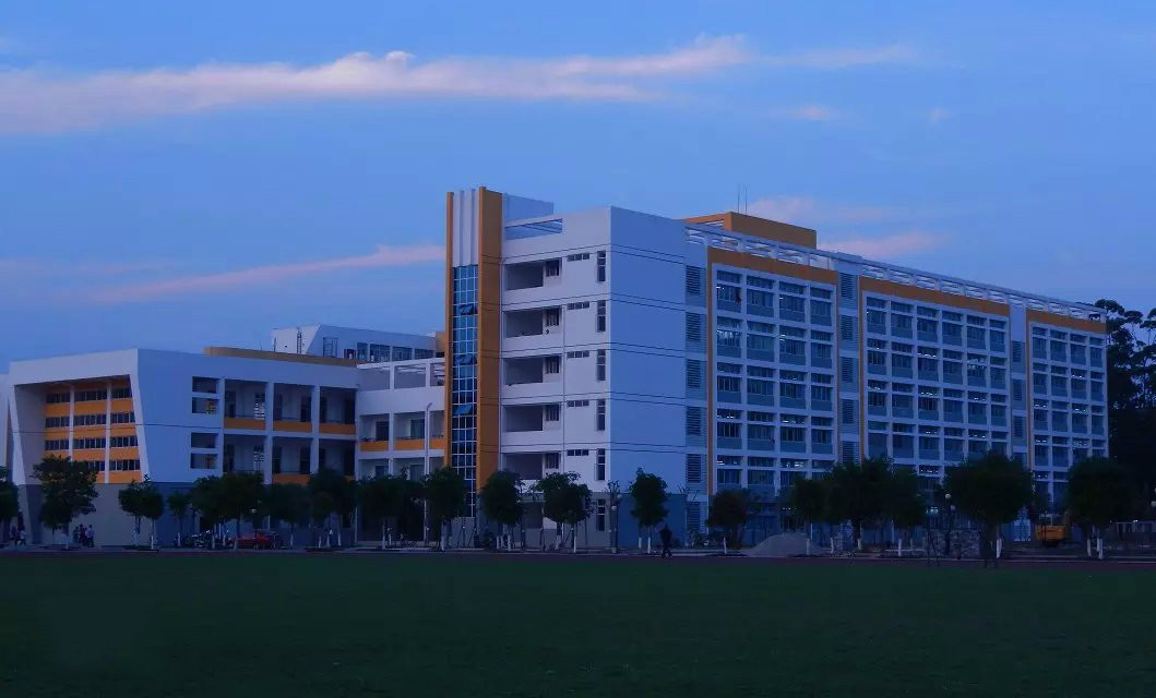 贵港市威名远扬七所高中，贵高、浔高榜上有名，其他五所你可知晓