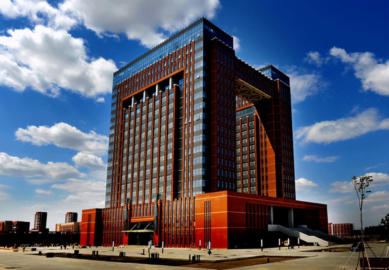 口腔医学专业排名前10的大学，敢报的都是学霸！毕业轻松进三甲