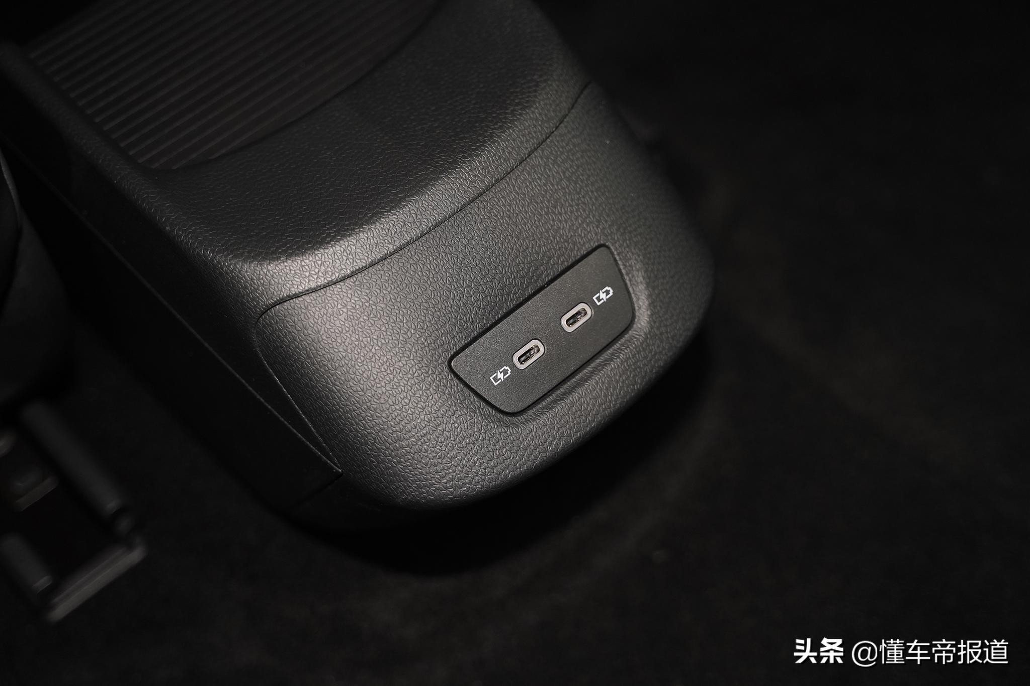 新车 </p><p>　　 售15.9888万元起，上汽大众ID.3上市，NEDC续航里程430公里