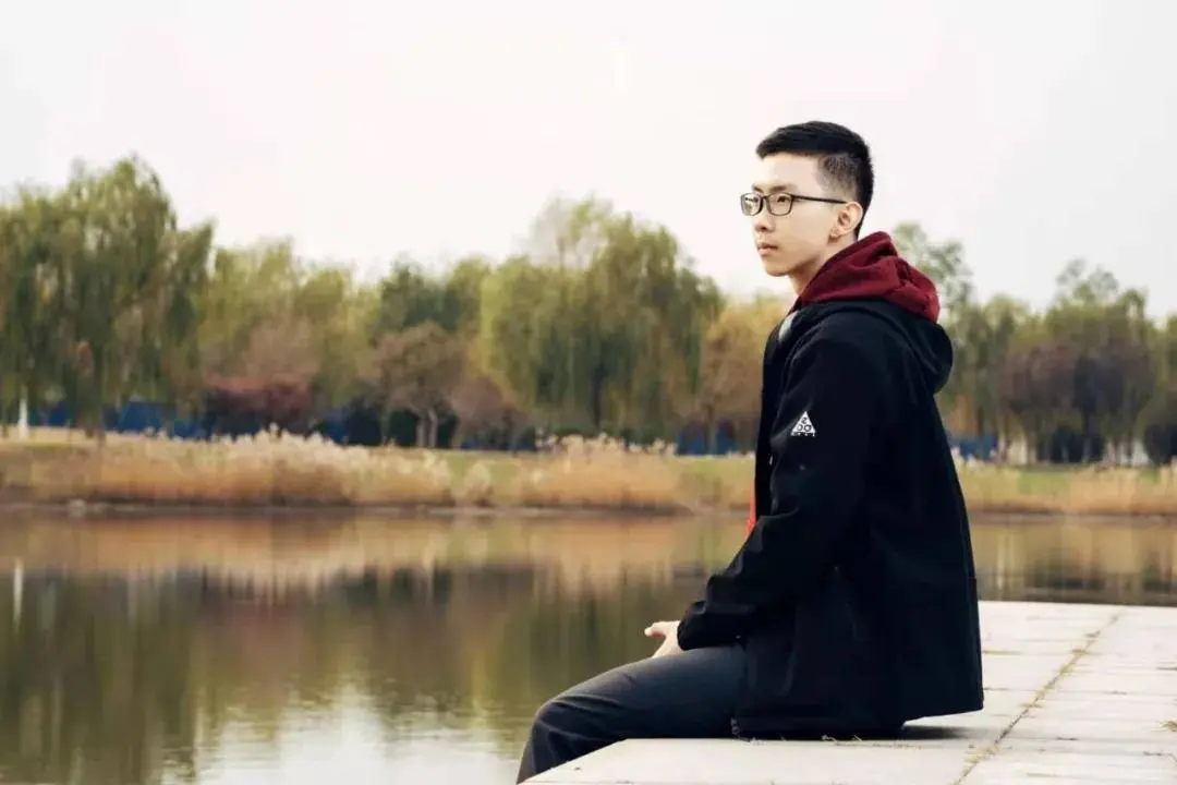 颜值+实力！这11位学霸大神：4年前考入同所大学，如今全部保送清华、北大！