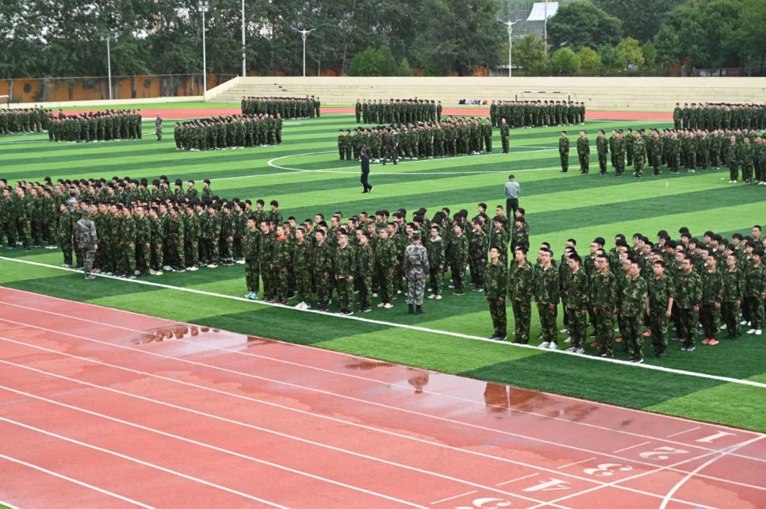 身着迷彩，英姿飒爽！清徐县徐沟中学高一新生军训剪影