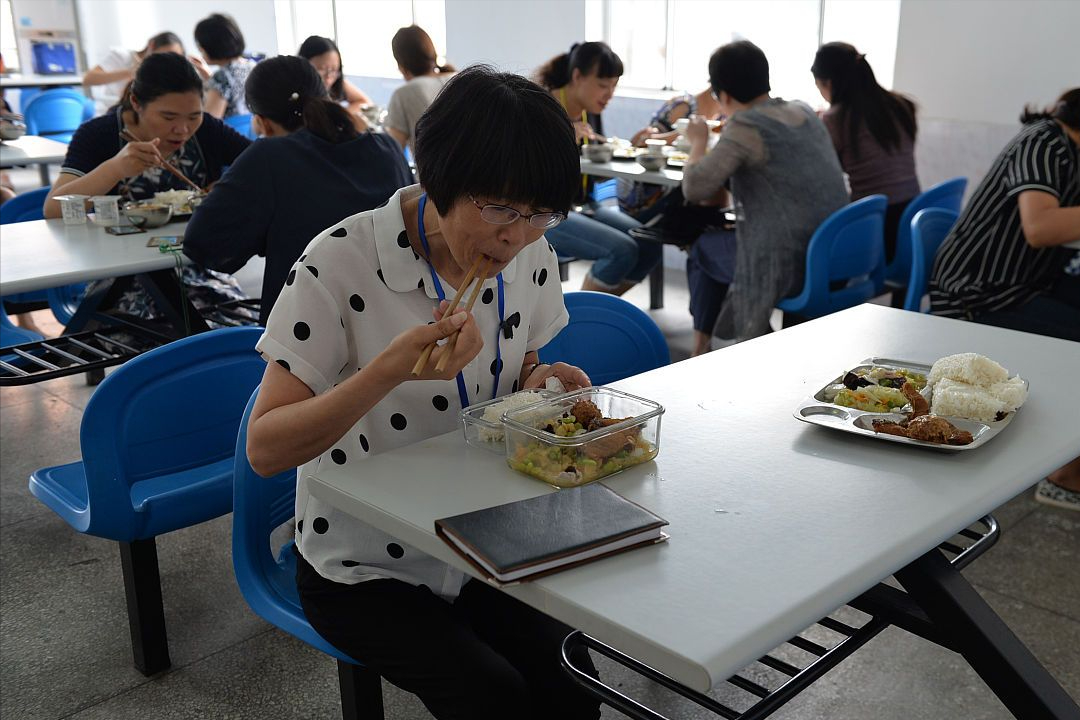 小学生就读寄宿学校，是好还是坏？关键要看自身的情况