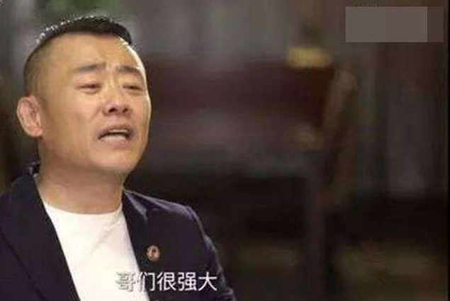 周立波从一夜成名到身败名裂，你以为自作自受？其实背后隐藏秘密