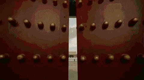 《鹤唳华亭》里罗晋演技的争议，隐藏了罗晋发展选择的无奈