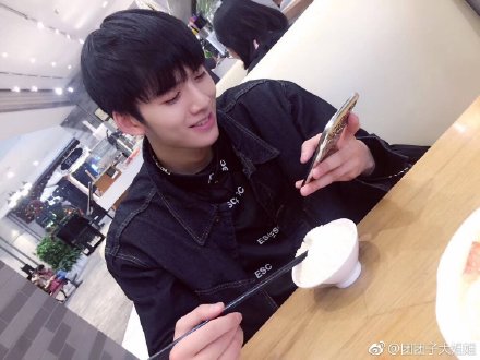 各大院校校草曝光，这里全是帅哥