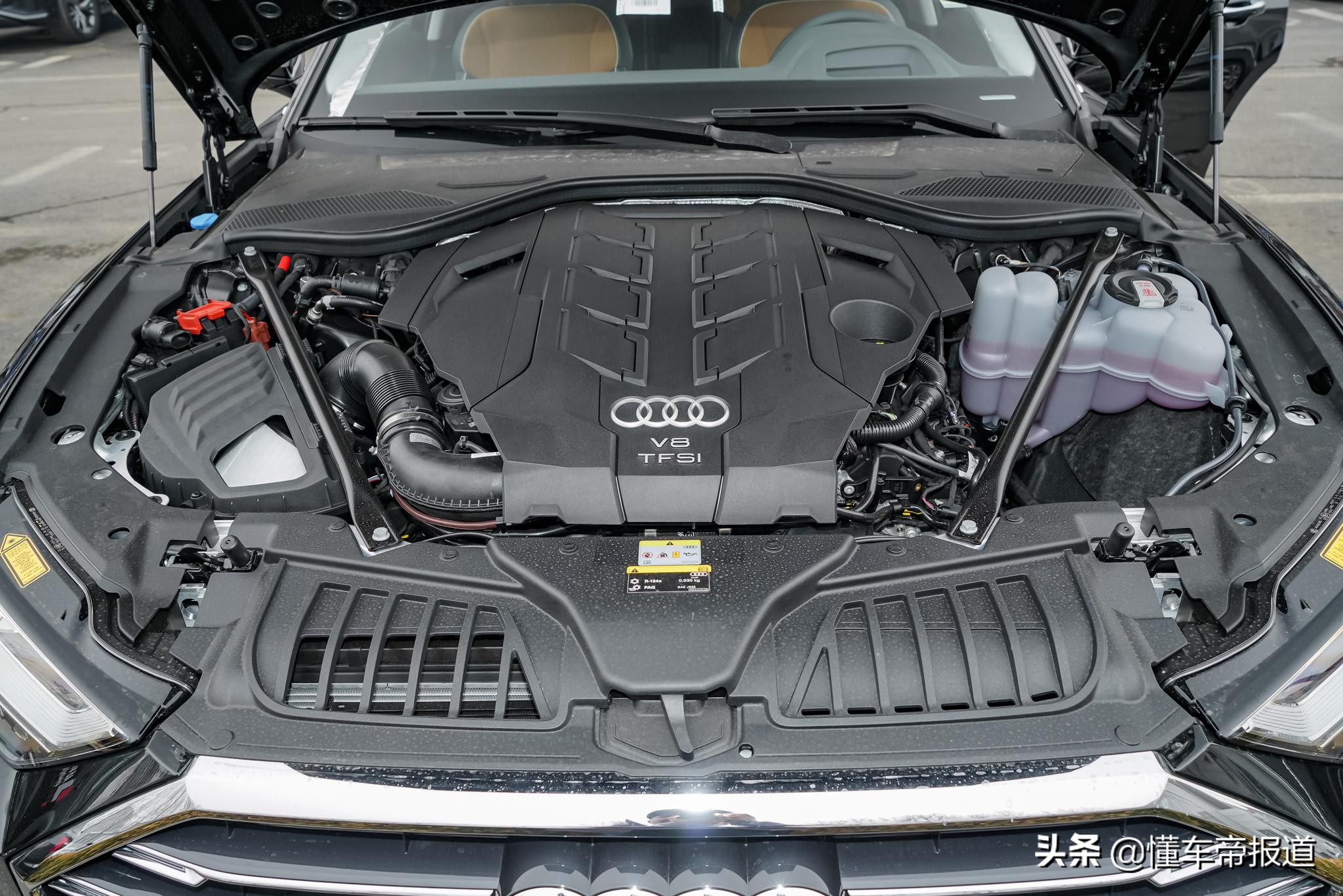 新车 </p><p>　　 红旗首款4.0T V8发动机试制成功 S9超跑、L系至尊车等将搭载