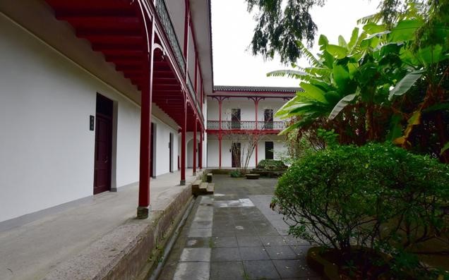 浙江一所学校，老师真实身份被曝光，北大校长蔡元培：我太羡慕了