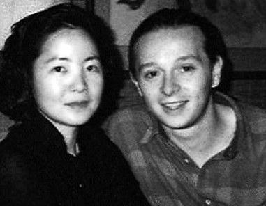 邓丽君法国小男友保罗：没钱没势15岁年龄差，为何会得女神青睐？
