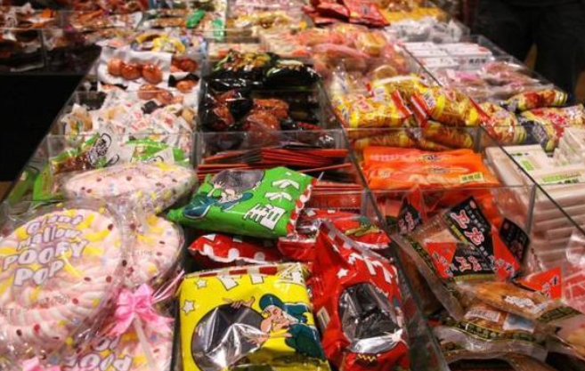 2021“垃圾食品”曝光，榜首深受大众喜爱，但方便面却没有进榜