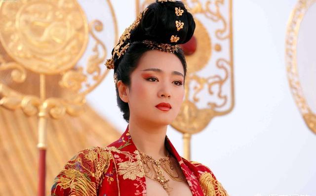 如何评价后梁开国皇帝朱温？是否如史书所作那样不堪？