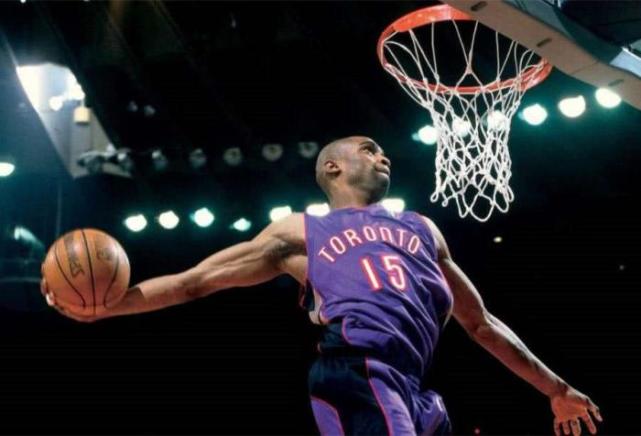 为什么nba扣篮不会断(生涯扣篮2000次有多难？翻遍NBA74年历史，只有三位大神做到)