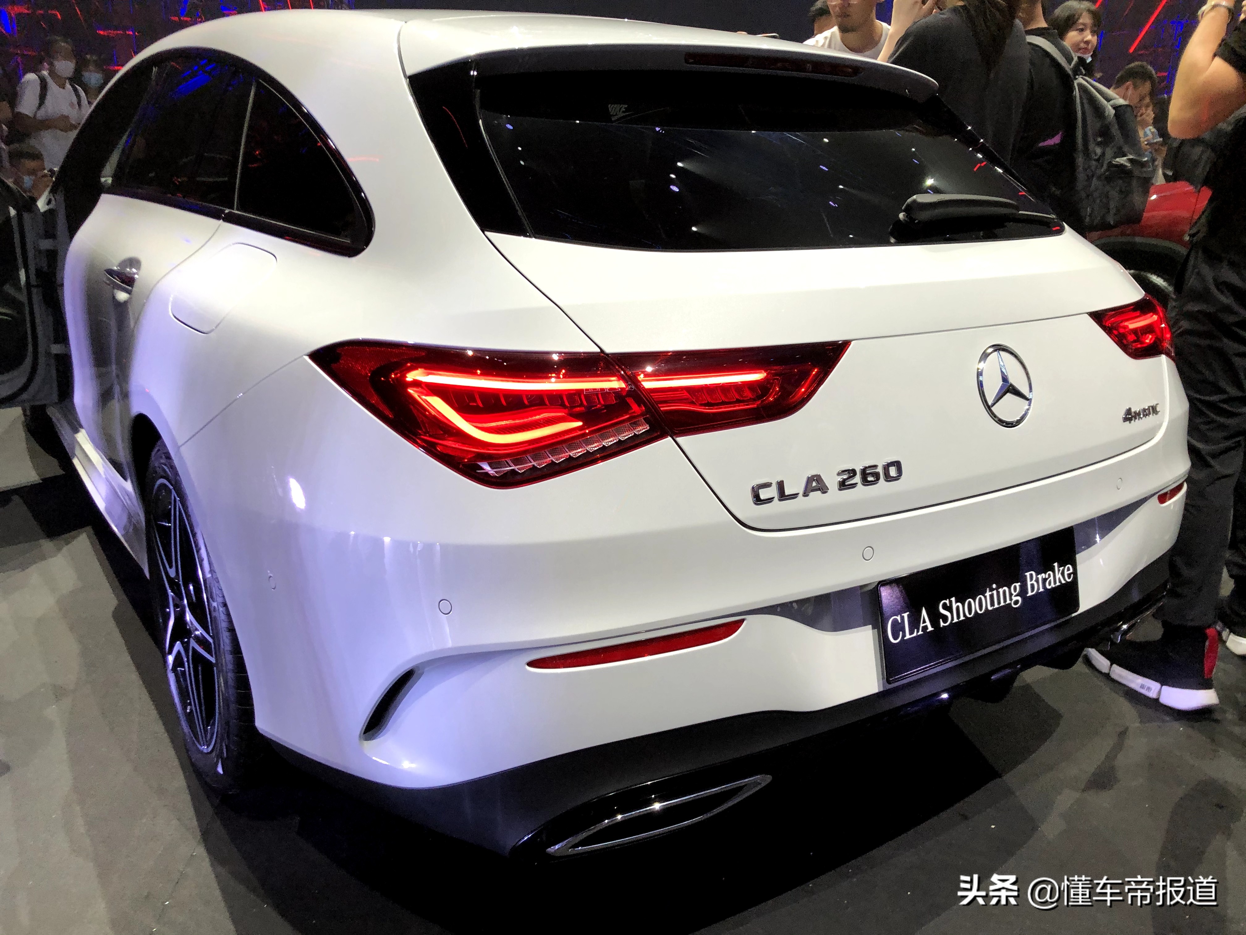 奔驰轿跑cls200多少钱(新车) - 四帝国车市