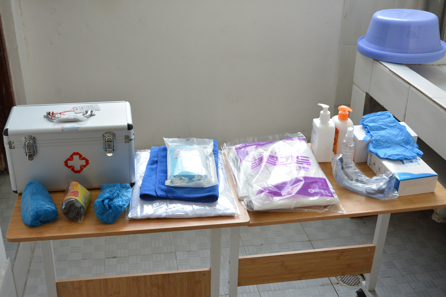 快讯 | 荆州技师学院为开学布置2间隔离室和2间陪护室