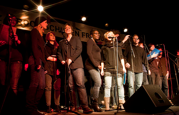 明星“扎堆”报考伯克利，被质疑是“野鸡”，它在国内是啥水平？