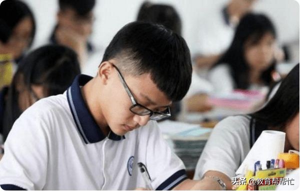 一个高考522分同学的辛酸：光是上一本线我就已经拼尽全力了