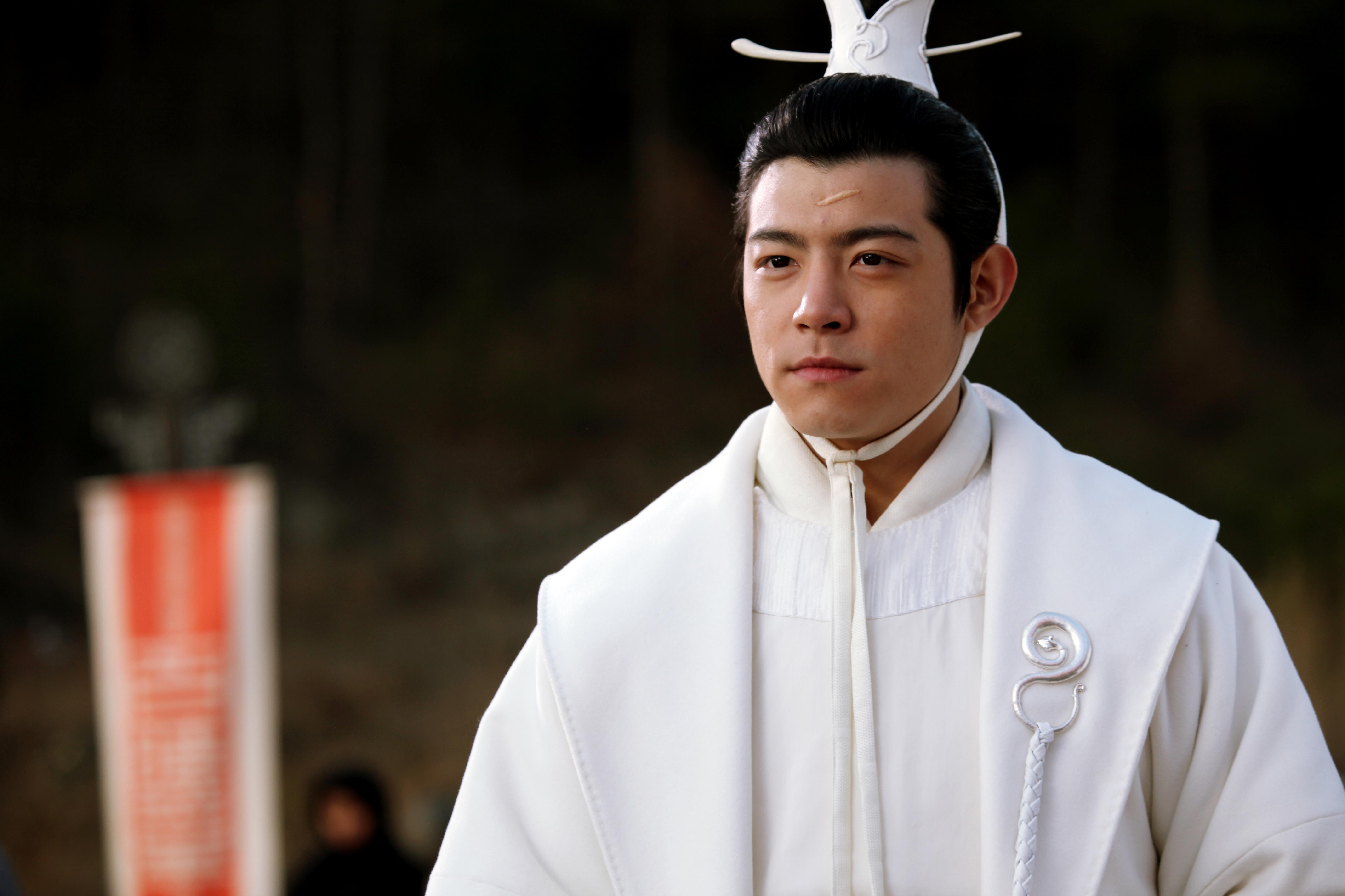 《神奇侠侣》:古天乐遭遇中年肾虚,尿尿分叉的事全村都知道了