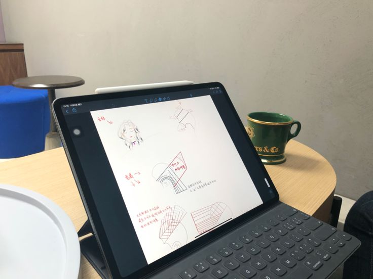 从洗头妹到月入十万的头牌理发师：20万去日本进修，剪一刀680