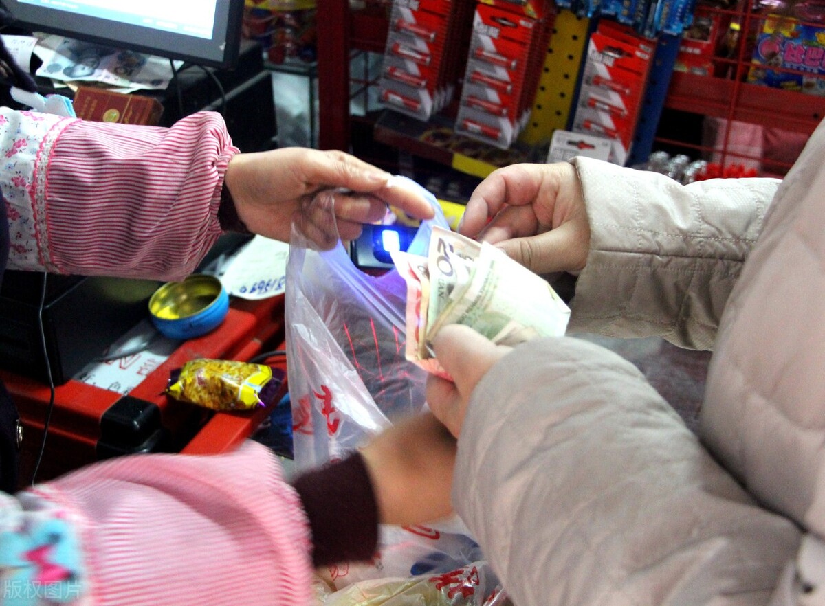 福建一家超市利用“一箱啤酒”，一年狂赚80万，赚钱方法告诉你