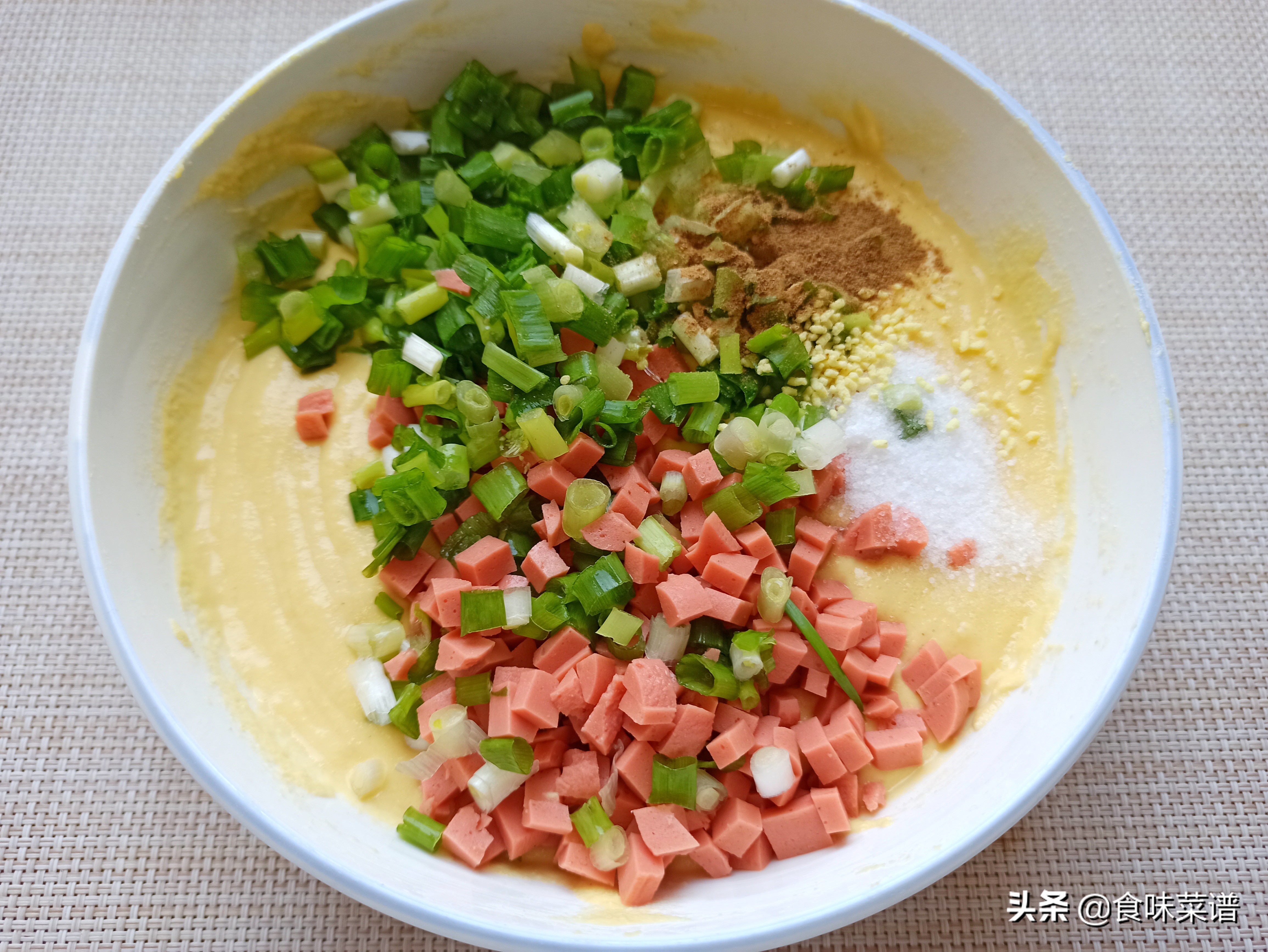 怎样做玉米饼？原来调面糊有讲究，蓬松柔软，做对了比面包还好吃