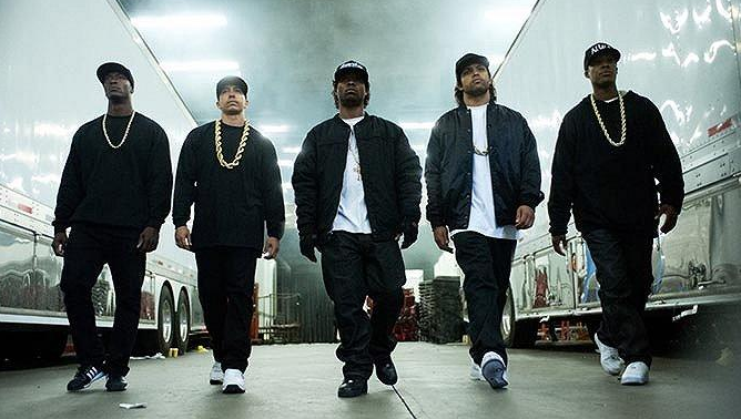 老派说唱(old school hip-hop):这段时间内的嘻哈文化和服饰受放克和