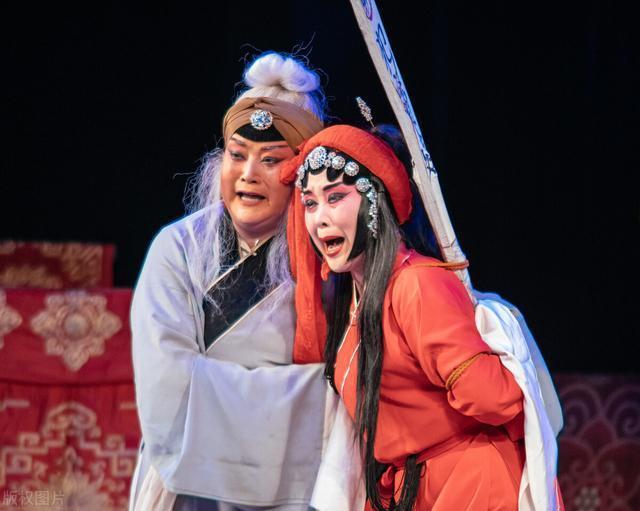 《窦娥冤》——艰难奋斗,世事无常,人性复杂,社会黑暗下的悲剧