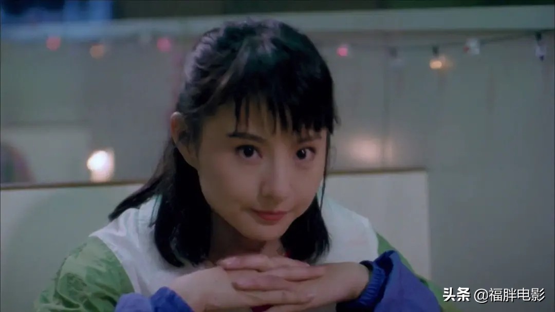 由四位“打女”同框的《霸海红英》，说一说港片中的动作女星