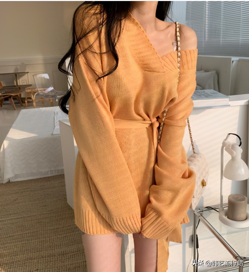 先睹为快：2021春季韩版针织衫新款在明星和模特中流行出现