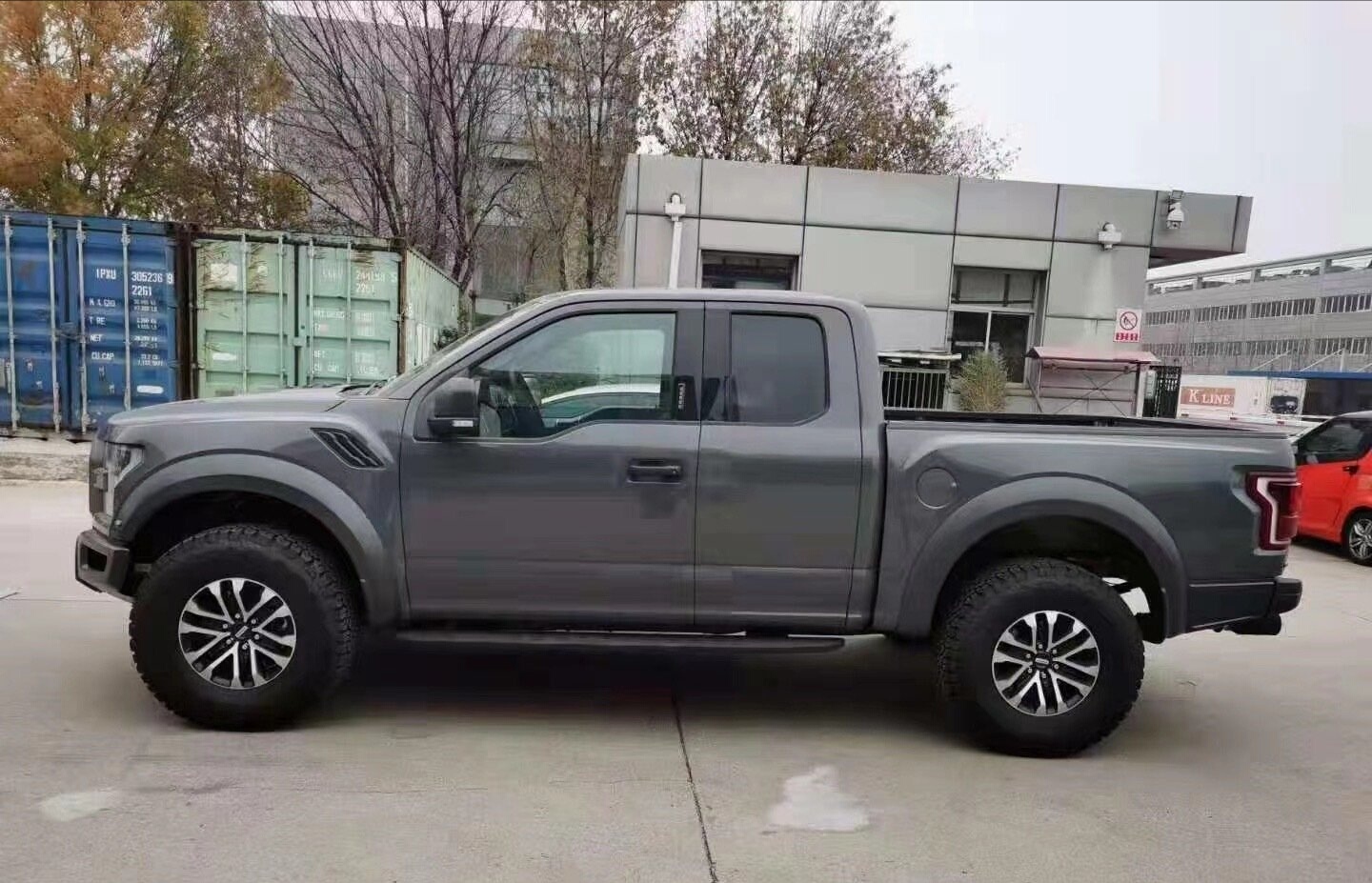 8缸动力+对开门，全新福特猛禽曝光，越野能力媲美奔驰G级