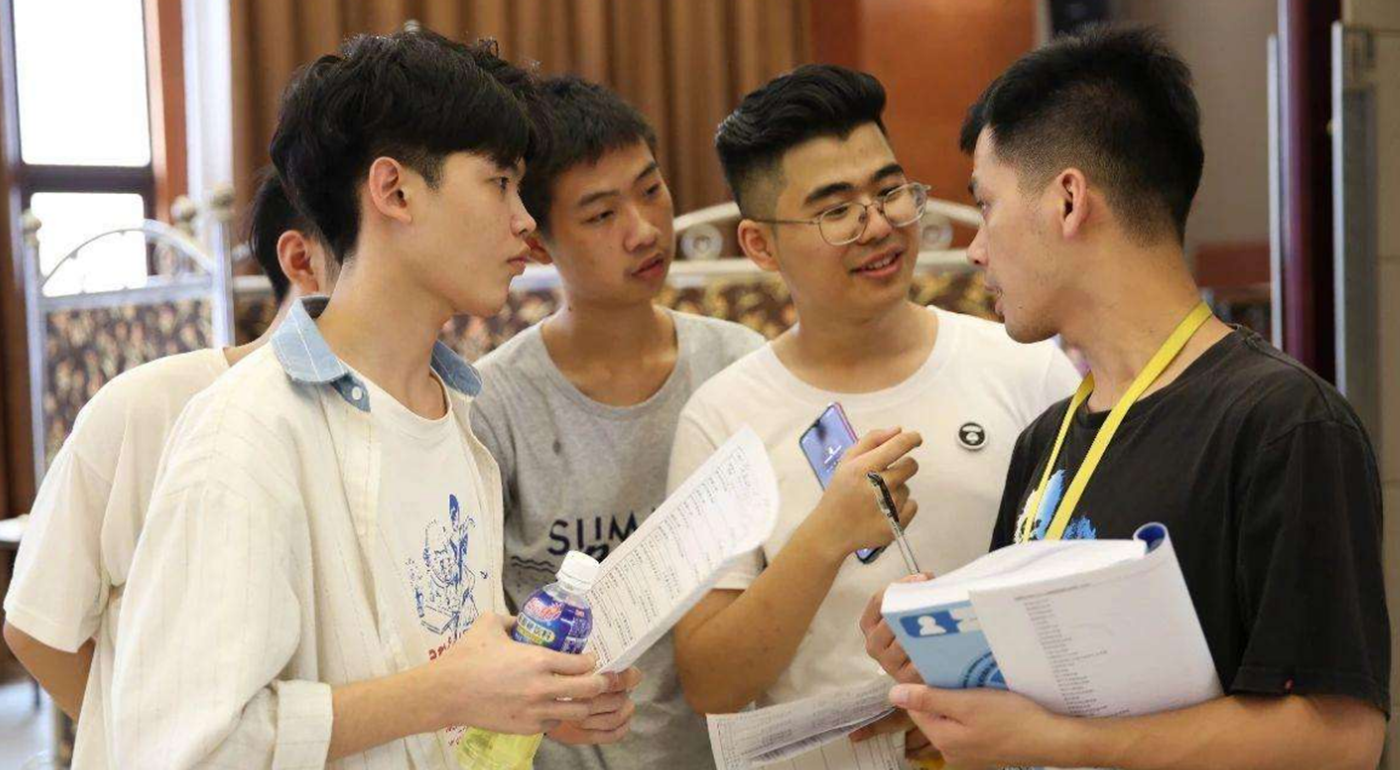 今天，我研究生毕业，一个河南的高考生，和你聊聊河南高考那些事