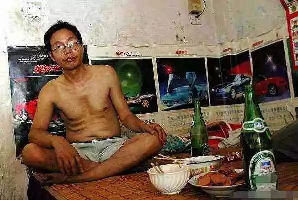 高考状元天之骄子变身猪肉屠夫，看北大“丑角”的另类人生