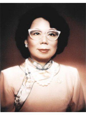 庄月明("扶贫千金"庄月明:新年夜离奇猝死,死后被李嘉诚利用?