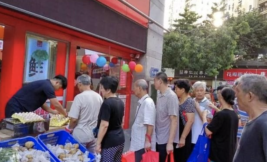 广东最会卖肉的“大妈”：半年开店1000家，诱惑了全国年轻人