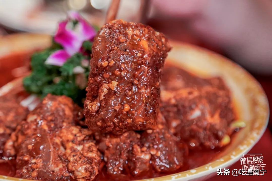 南宁这家武侠风火锅，专吃地道的川味牛油锅