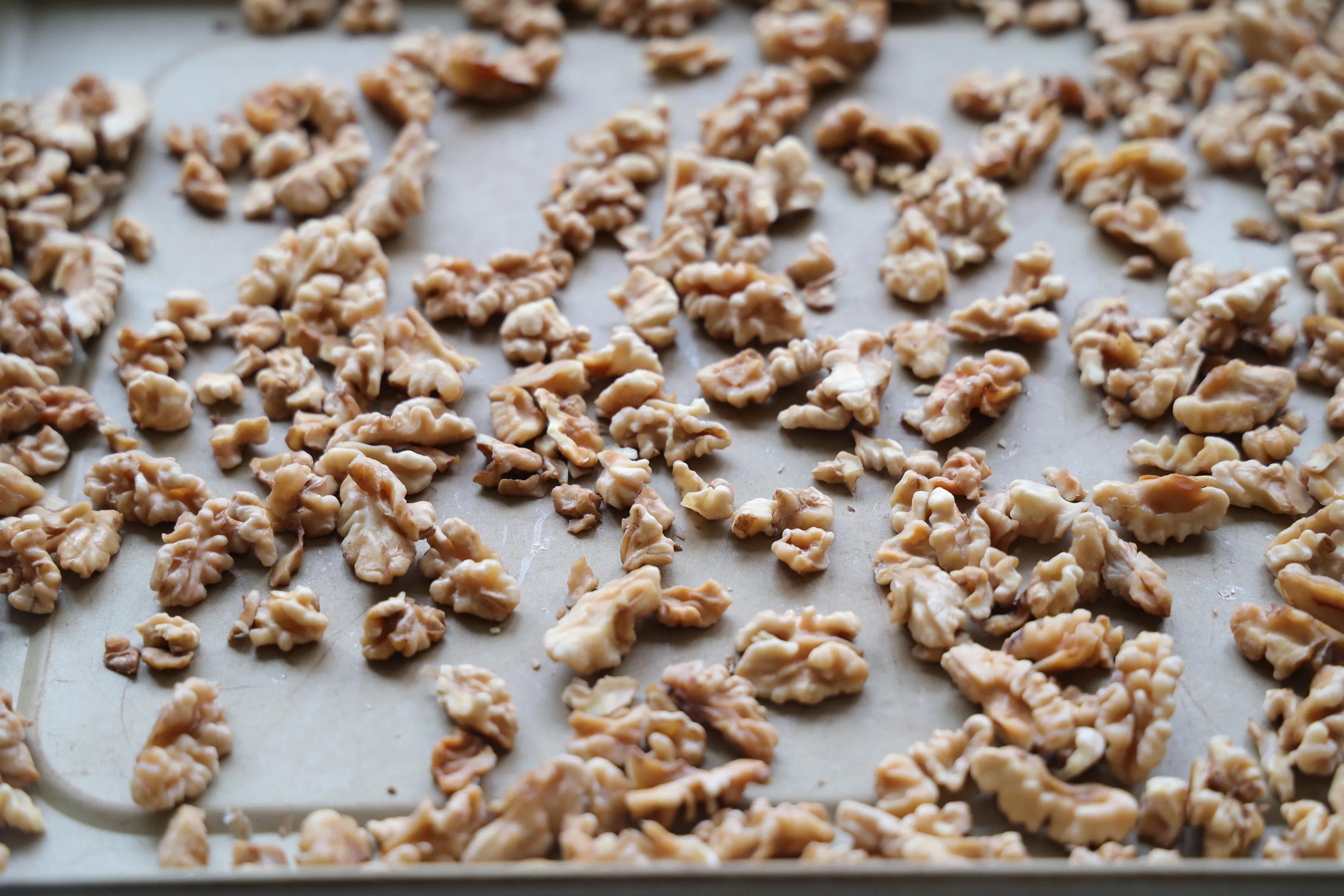 吃不完的核桃做成核桃酱，早餐抹馒头抹面包，超好的优质脂肪