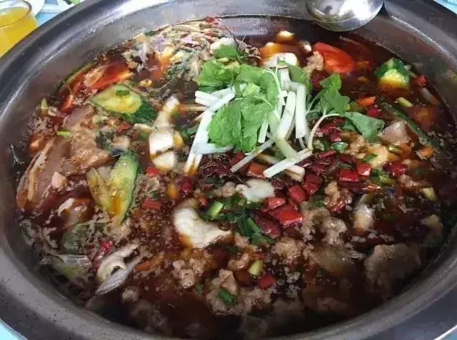 四川民族学院落户泸定！而我们却把青春留给了姑咱的风和大渡河！