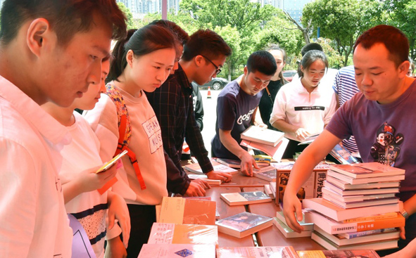 数学满分理综296分，只因英语成绩太差，如此学霸竟无缘清北