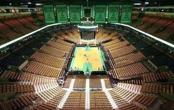 5支球队有自己的主场球馆,分别是奇才队(mic中心球馆),爵士队(能源