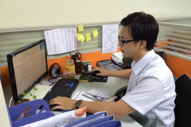 未来10年“不会过时”的3个专业，薪资待遇好，就业形势也不错