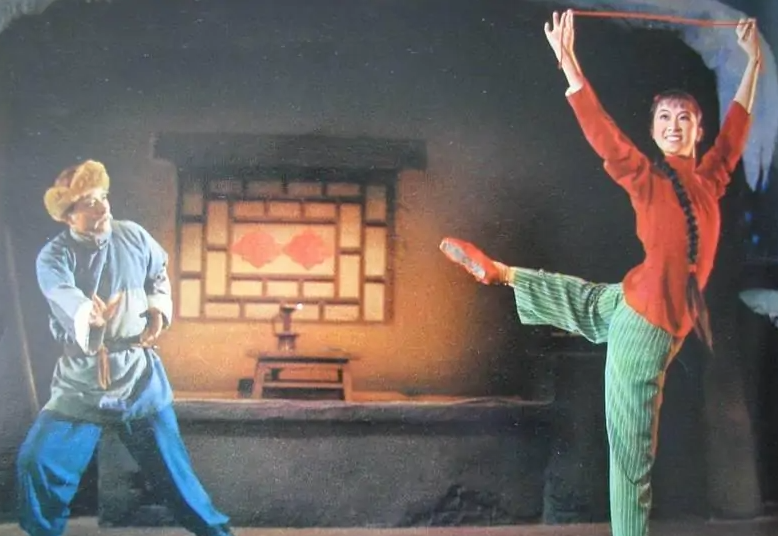 1945年白毛女首演，毛主席的一项决定是关键，王昆：要感谢他啊