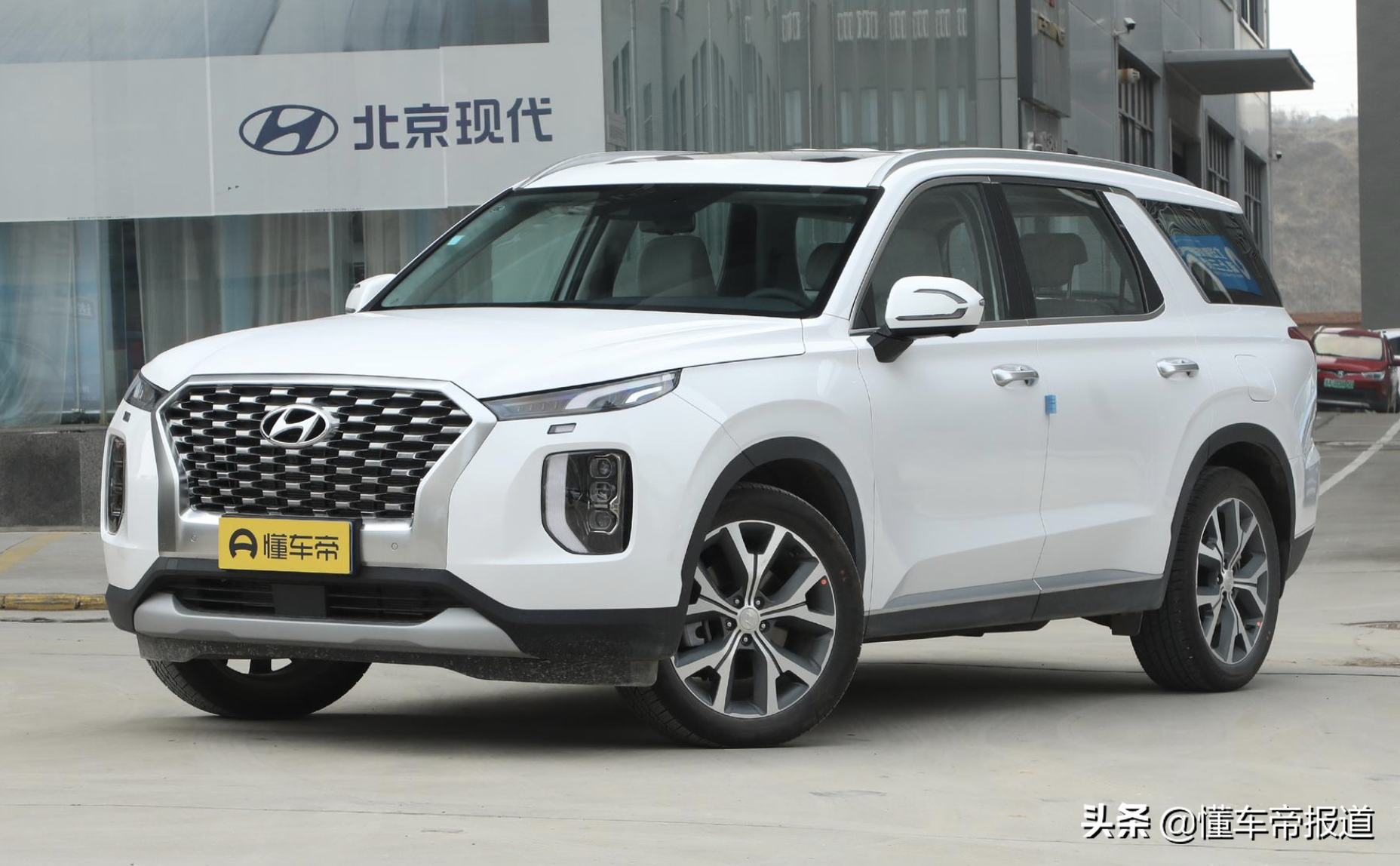 新车 | 全面迎战揽境，上汽大众新款途昂家族V6车型实车曝光