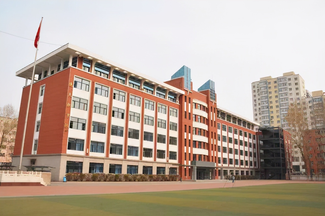 "延边大学"三所学校是吉林的"双一流"高校,也有众多优秀的中学