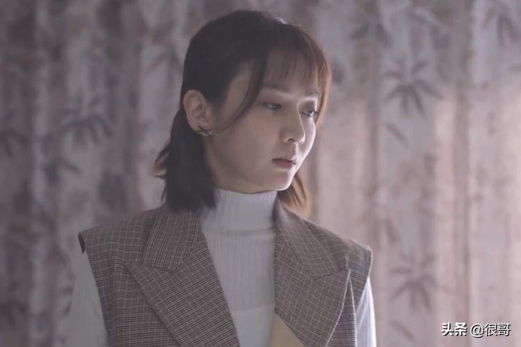 《困绕》中的女性足色皆不是省油的灯,饰演者也尽非艰深之辈