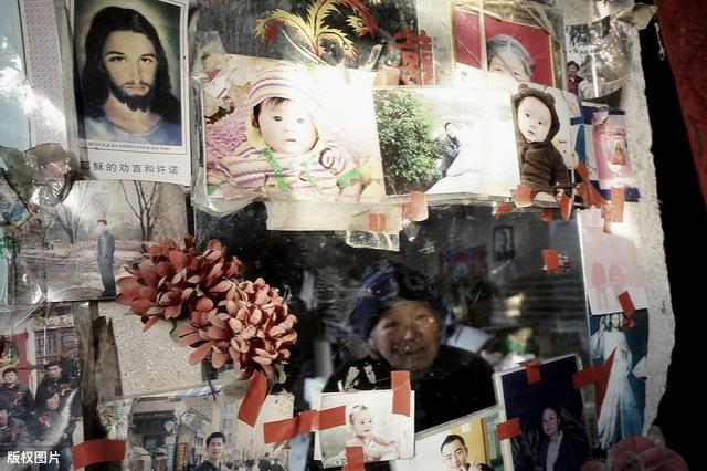 莫言游览哈佛时写了首诗，3年后在讲台读出来，李嘉诚边笑边鼓掌