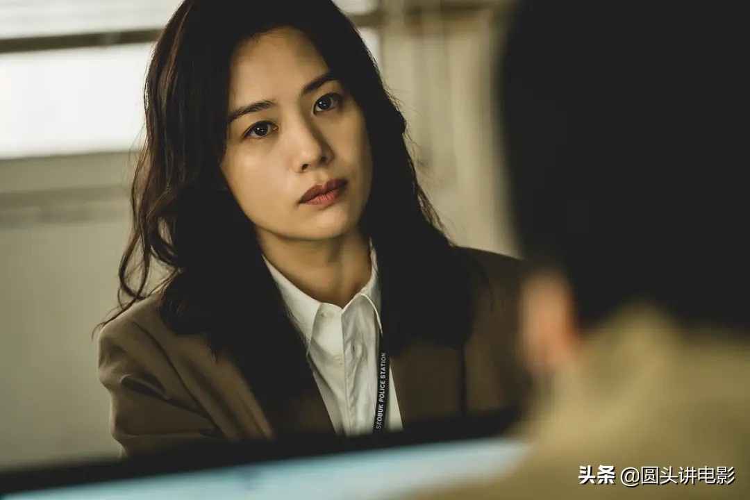 近期较火的五部电视剧，《斛珠夫人》排第二，你在追哪一部？